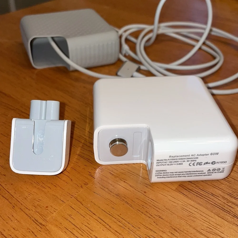Replacement Adapter for Lap Top Computer